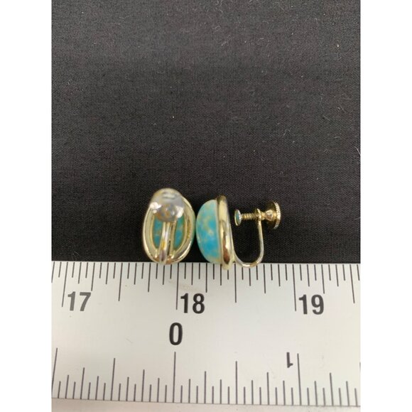 Cabachon Faux Turquoise Screw Back Earrings Pair Unmarked - Picture 3 of 5